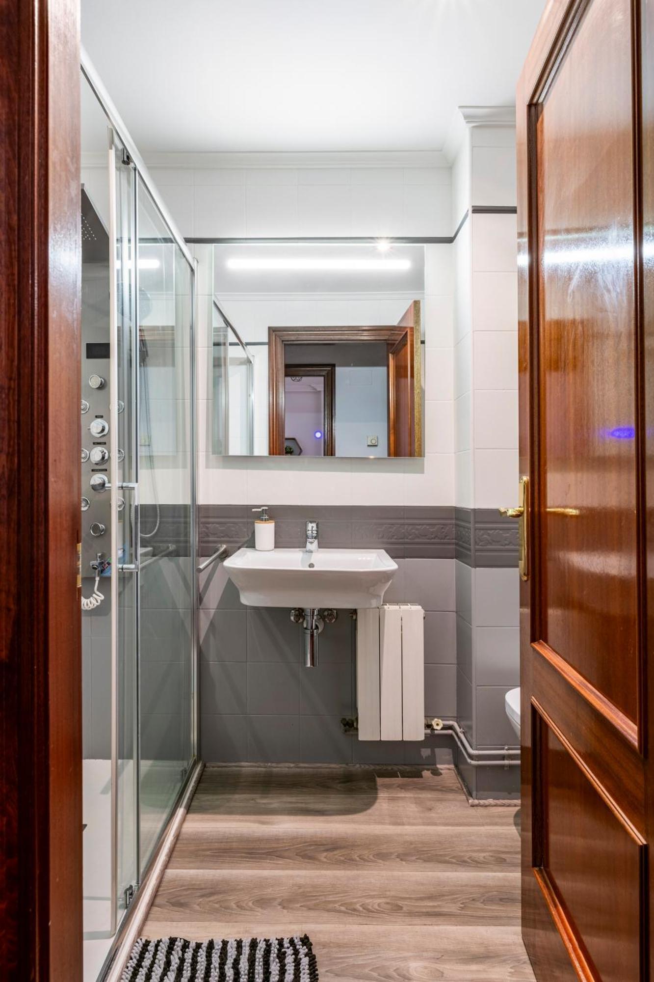 Exclusivo "Gran Bilbao" Suite Deluxe Parking Opcional Santurtzi Exterior photo